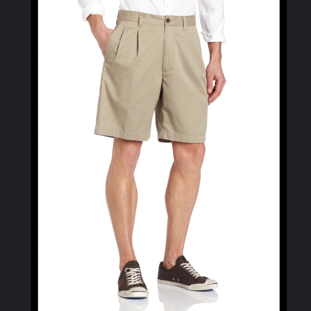 Savane Men’s Tan Cargo Shorts Size 42